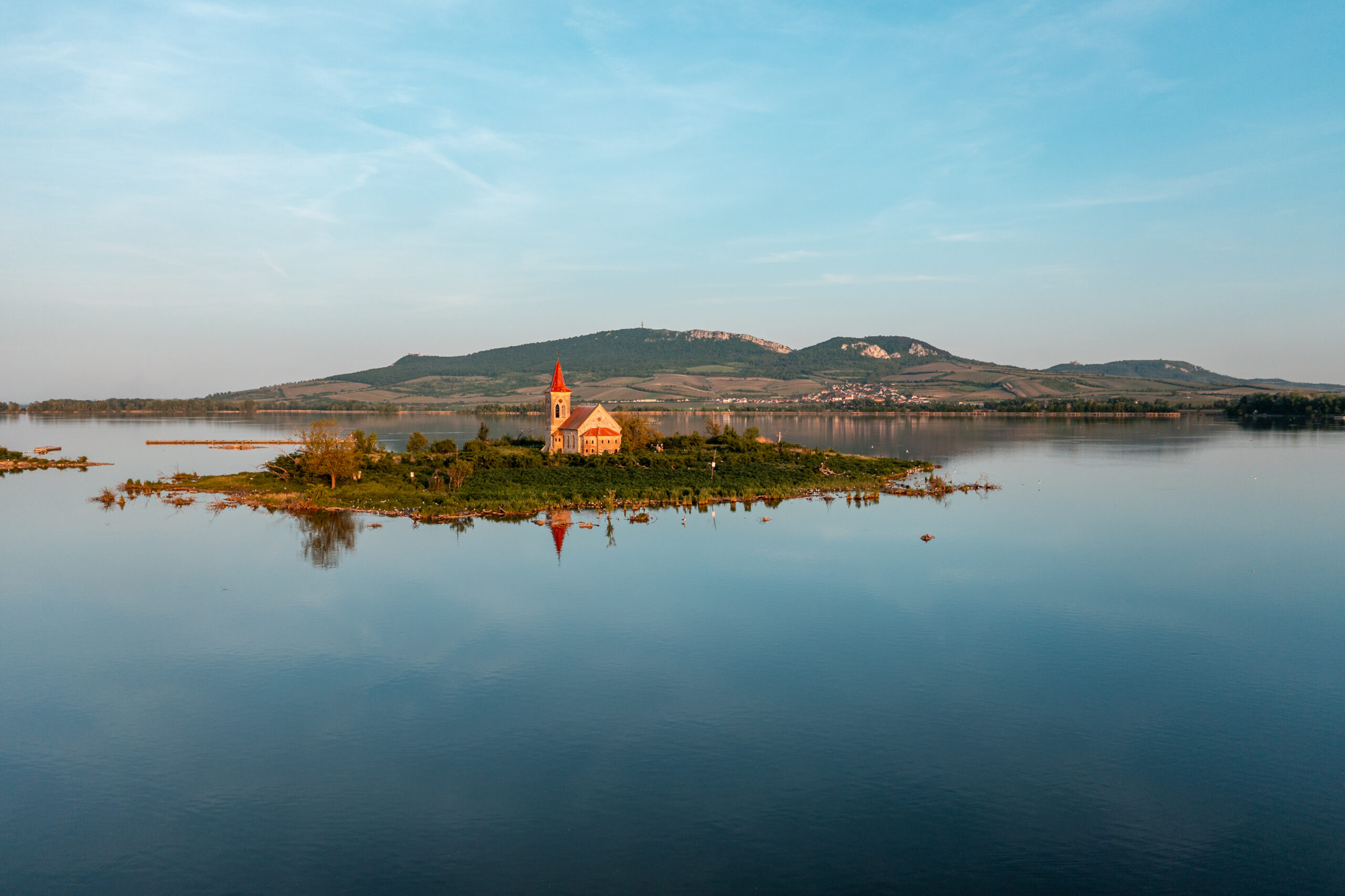 https://rdbranisovice.cz/wp-content/uploads/2025/05/DJI_0023-scaled.jpg